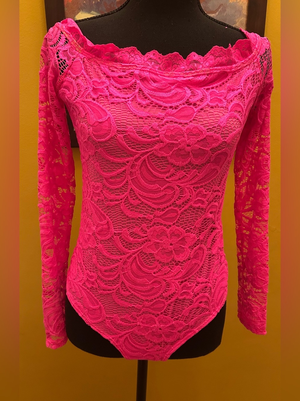 Fashion Nova New With Tags Neon Hot Pink Lace Bodysuit Medium
